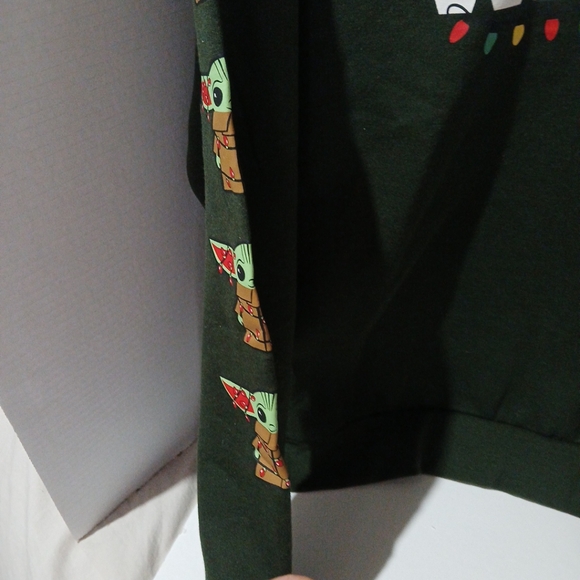 Star Wars Grogu Christmas Crew Neck Sweater XXL Unisex - Picture 2 of 7